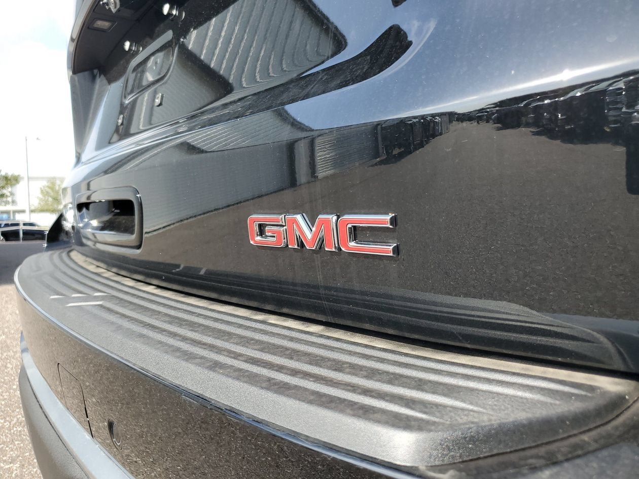 New 2026 GMC Yukon XL Denali RWD image 7