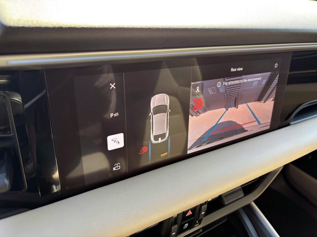 Used 2024 Porsche Macan 4 Electric image 35