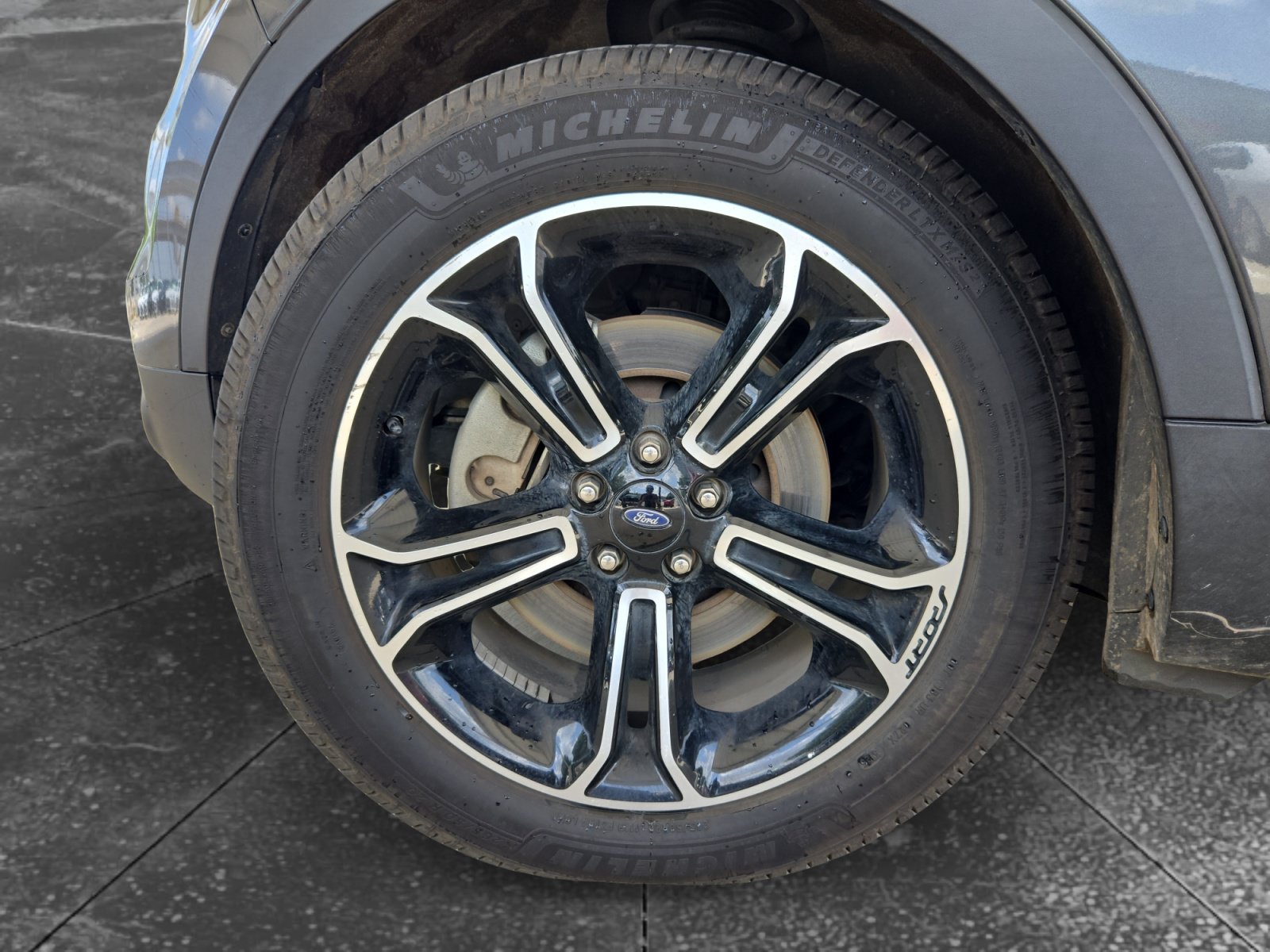 Used 2015 Ford Explorer Sport w/ Equipment Group 401A AWD/4WD image 9