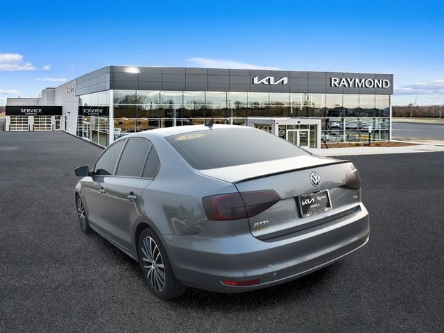 Used 2015 Volkswagen Jetta Sport FWD image 5