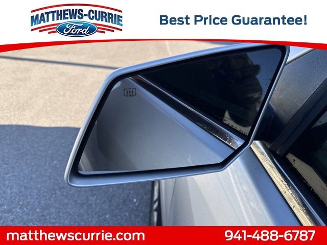 Used 2016 Chevrolet Traverse LT image 8