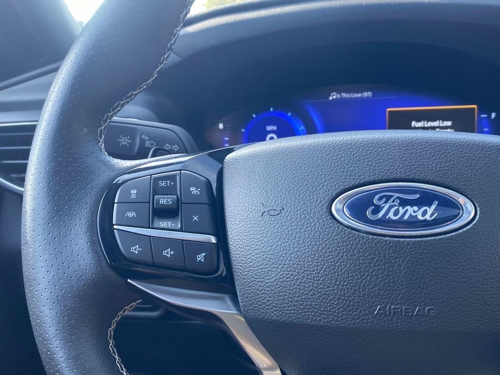 Used 2023 Ford Explorer ST w/ Equipment Group 401A AWD/4WD image 33