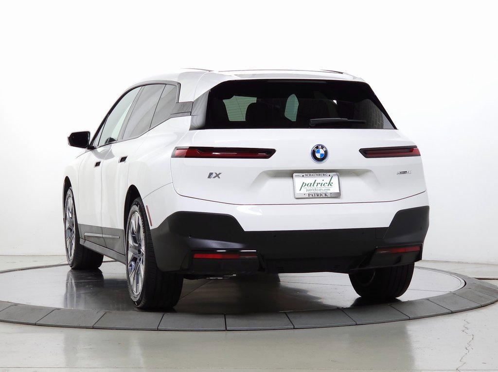 Certified 2025 BMW iX xDrive50 w/ Convenience Package image 7
