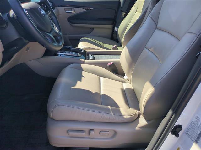 Used 2022 Honda Pilot Touring image 17