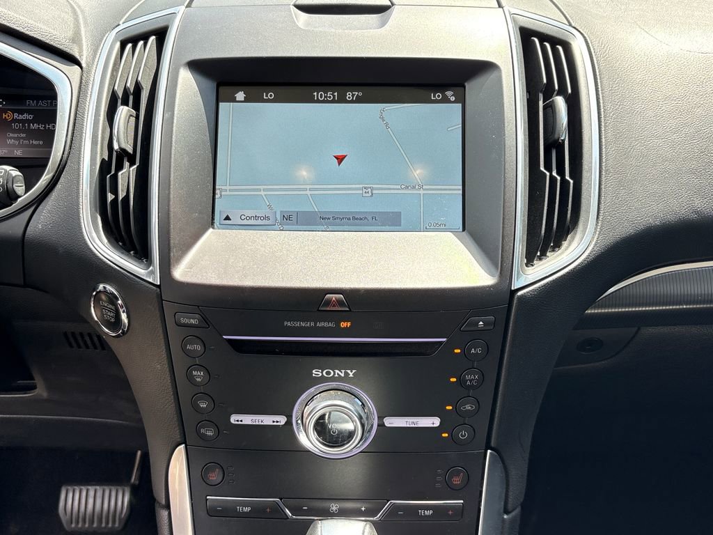 Used 2017 Ford Edge Titanium w/ Technology Package FWD image 23