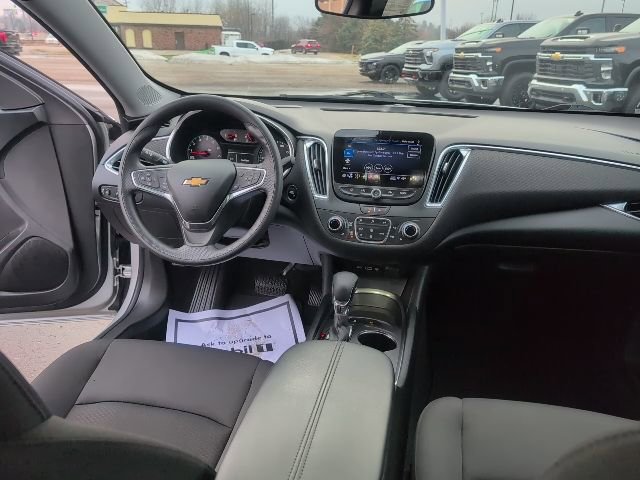 Used 2021 Chevrolet Malibu LT image 36