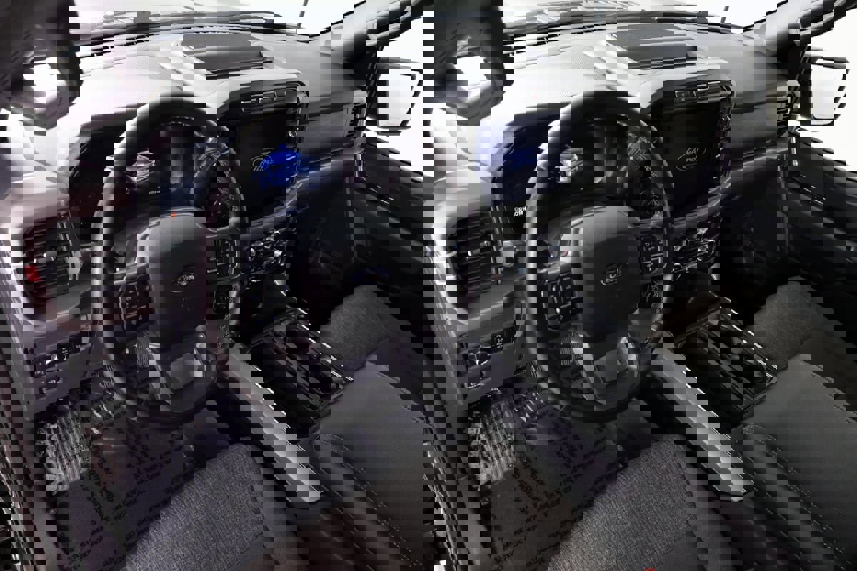 Used 2024 Ford F150 XLT w/ Mobile Office Package image 21