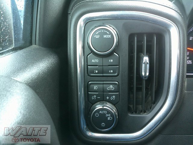 Used 2020 Chevrolet Silverado 1500 RST image 20