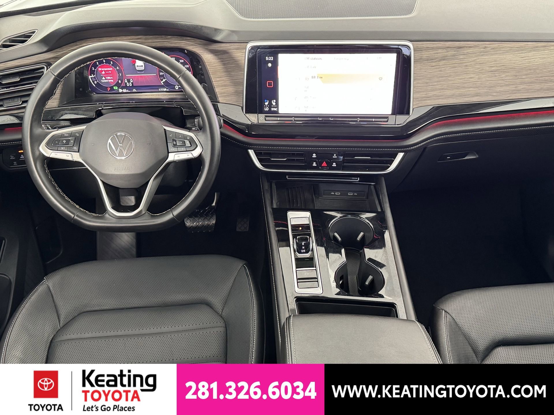 Used 2025 Volkswagen Atlas SEL AWD/4WD image 23
