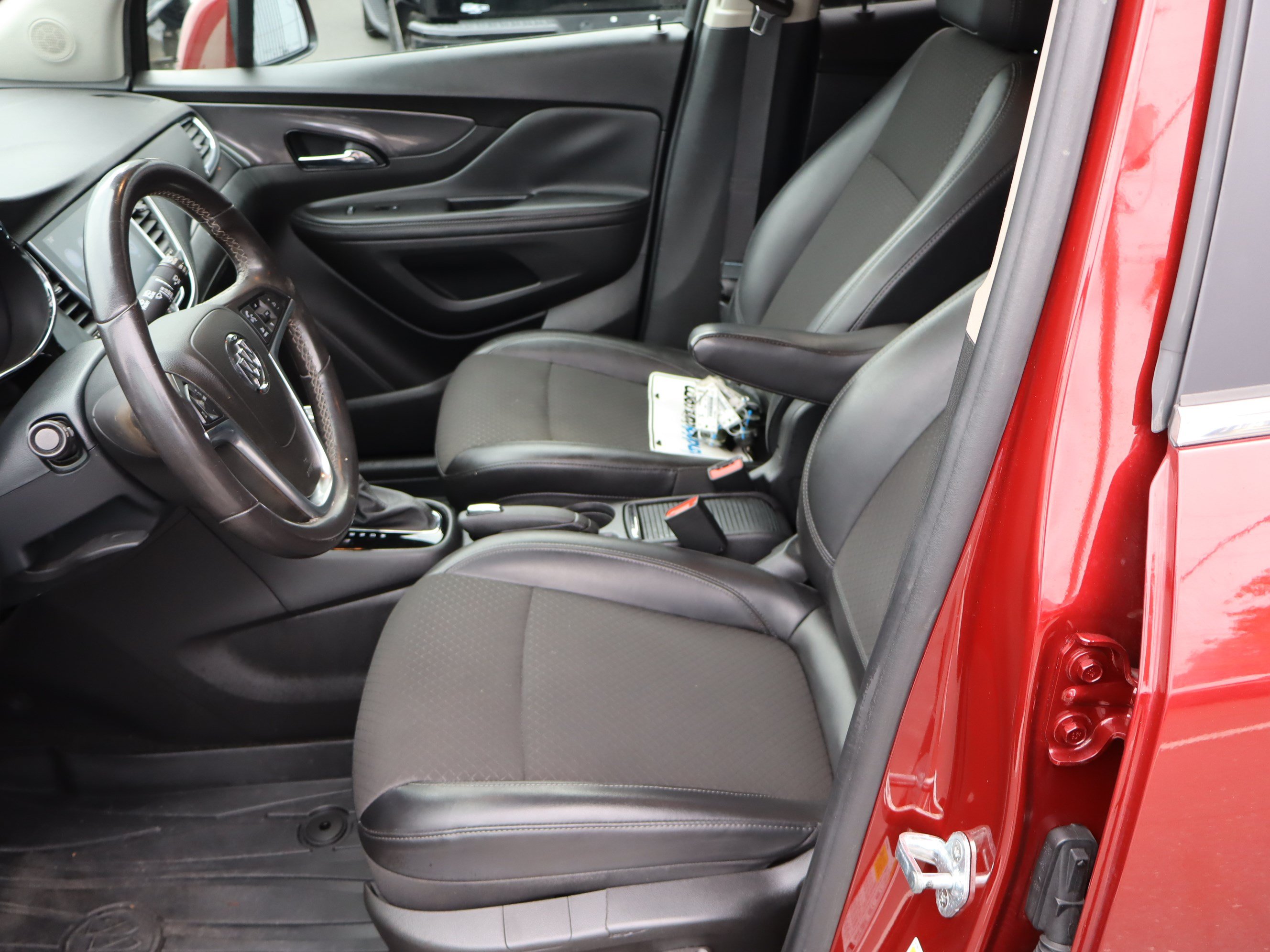 Used 2021 Buick Encore Preferred w/ Safety Package AWD/4WD image 16