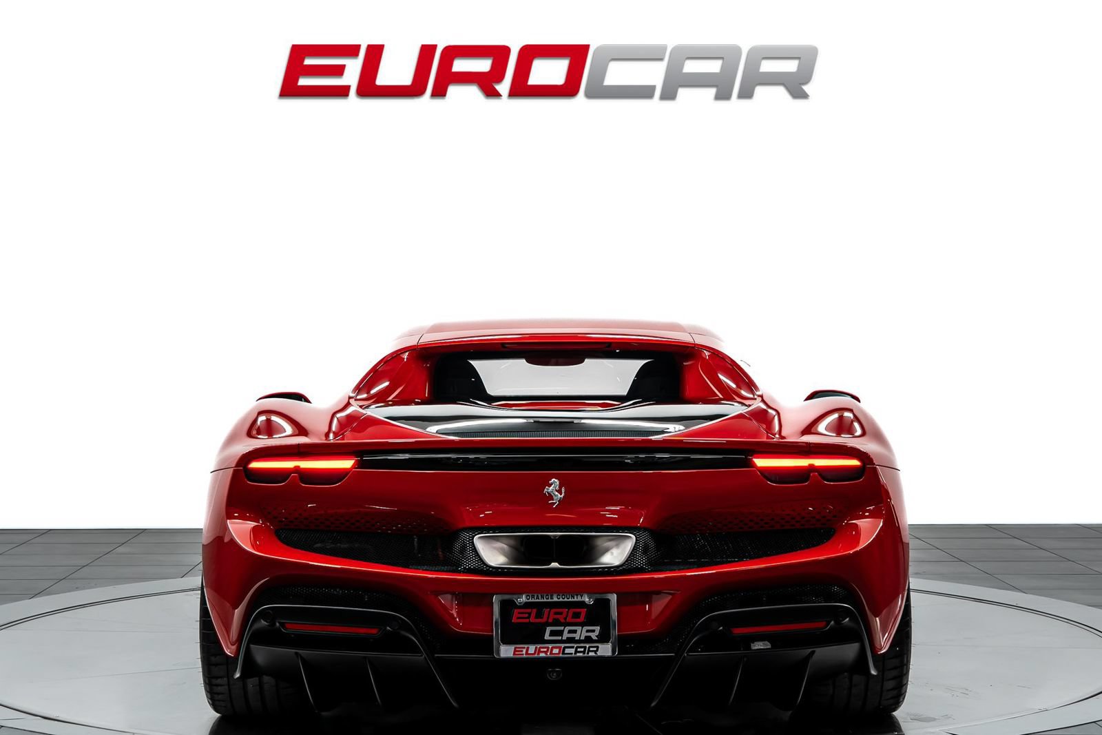 Used 2023 Ferrari 296 GTB RWD image 4