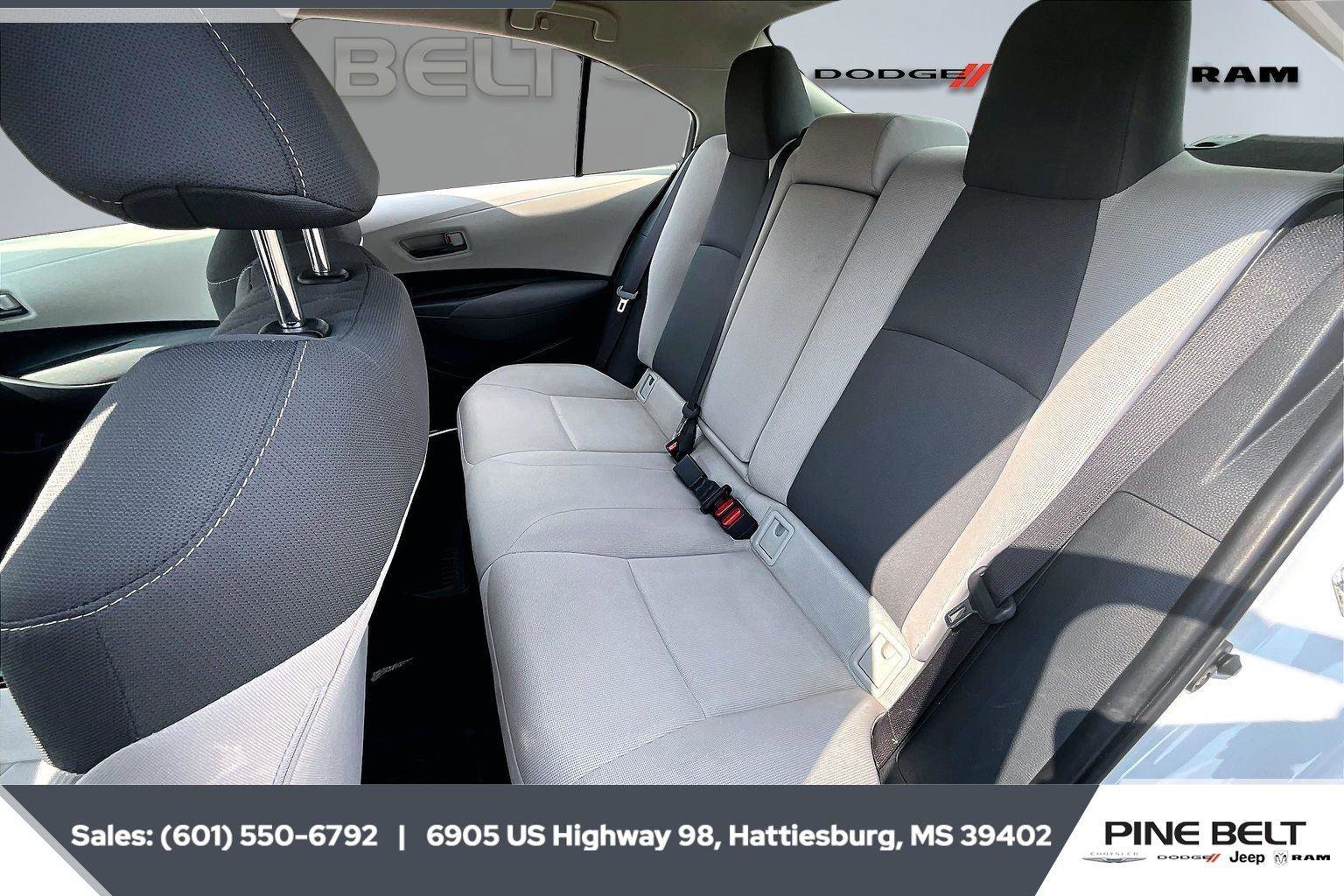 Used 2022 Toyota Corolla LE image 19