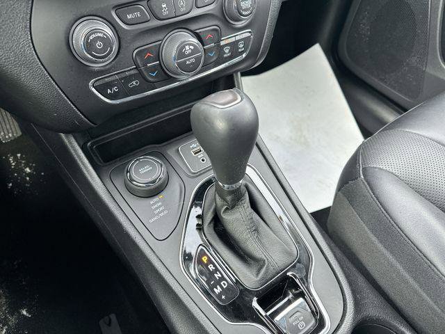 Certified 2023 Jeep Cherokee Altitude Lux image 22