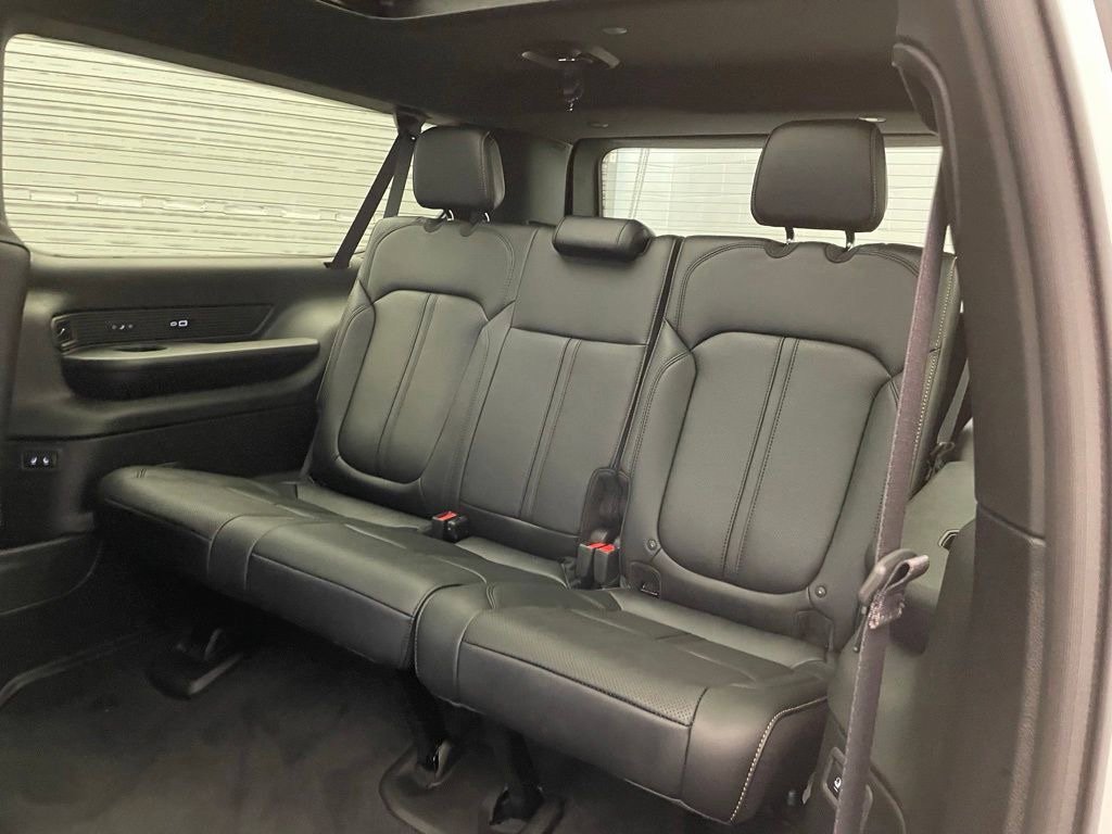 New 2026 Jeep Grand Wagoneer L 4WD image 20