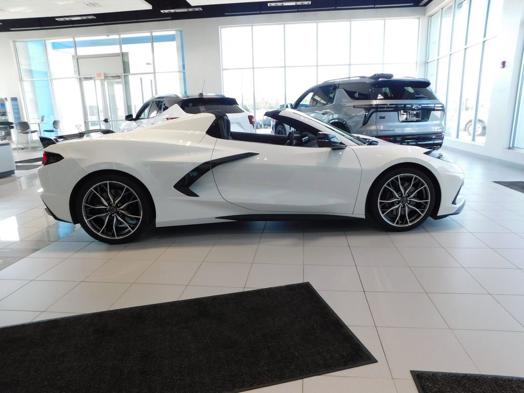 Used 2023 Chevrolet Corvette Stingray Preferred Conv w/ Z51 Performance Package image 2