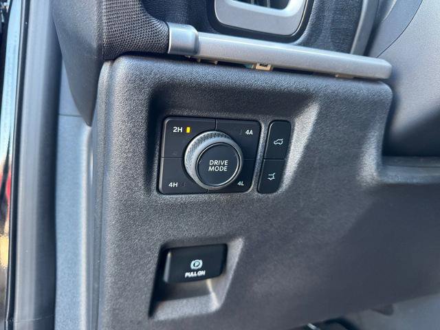 Certified 2025 Ford Expedition Active AWD/4WD image 23