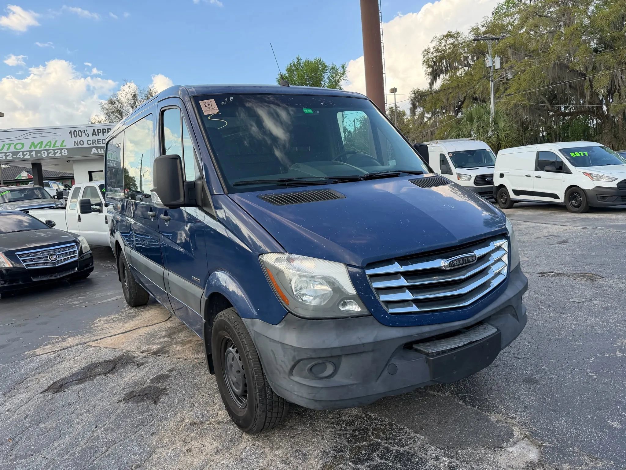 Used 2015 Freightliner Sprinter 2500 w/ Rear Window Package image 3