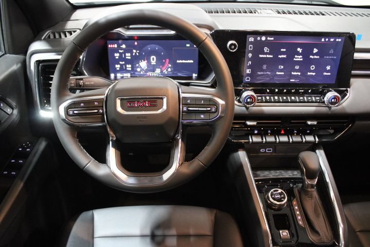 New 2026 GMC Canyon Elevation w/ Convenience Package AWD/4WD image 30