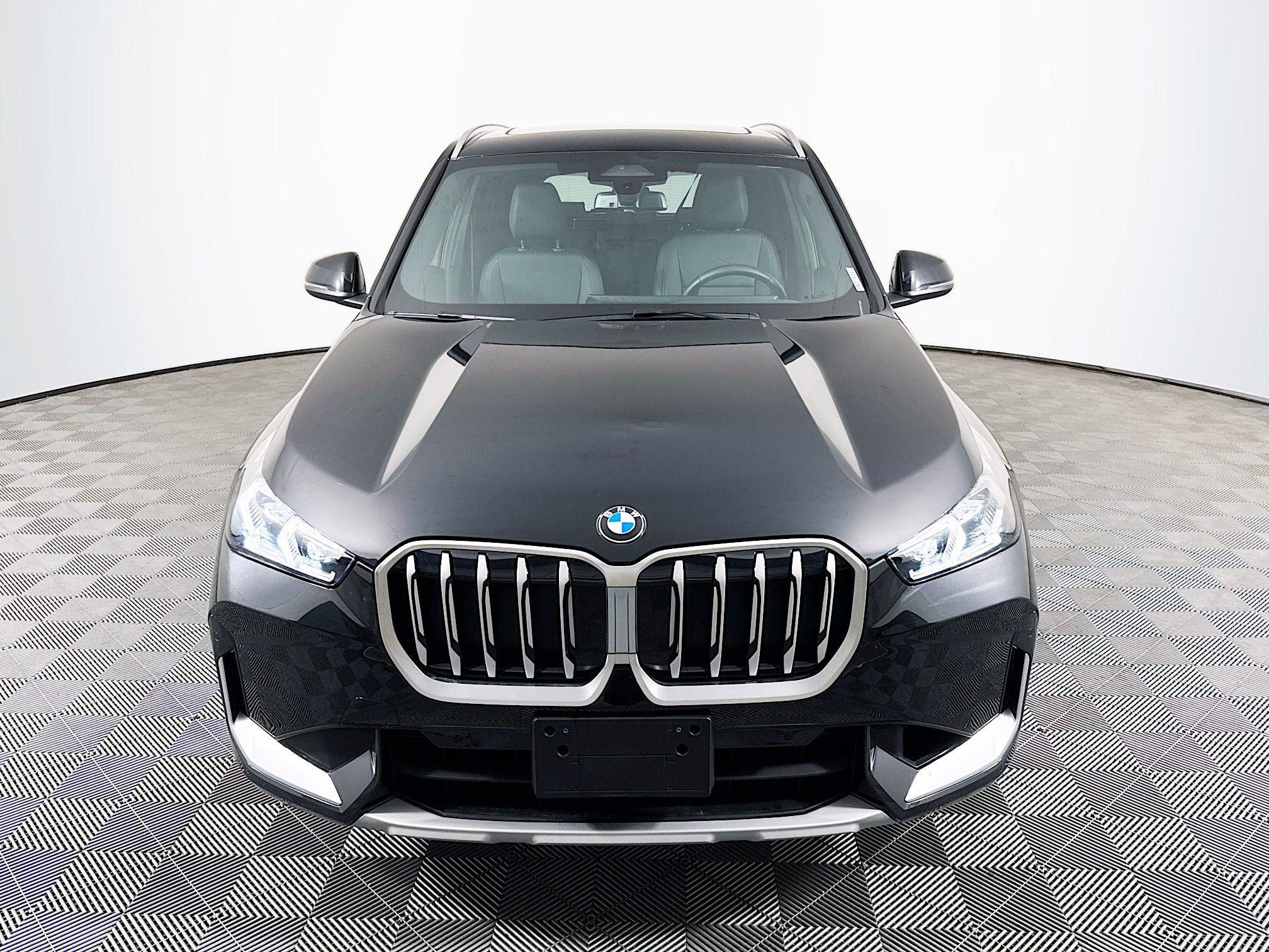 Used 2026 BMW X1 xDrive28i image 2