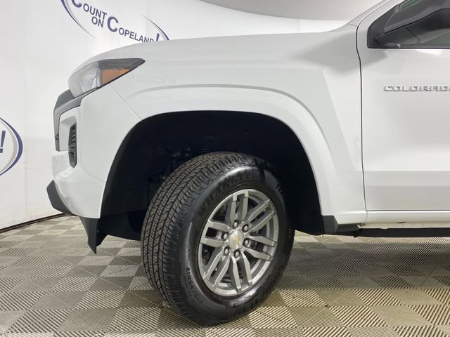 Certified 2024 Chevrolet Colorado LT w/ LT Convenience Package AWD/4WD image 30