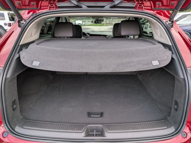 Certified 2023 Buick Envision Essence w/ Technology Package I FWD image 21