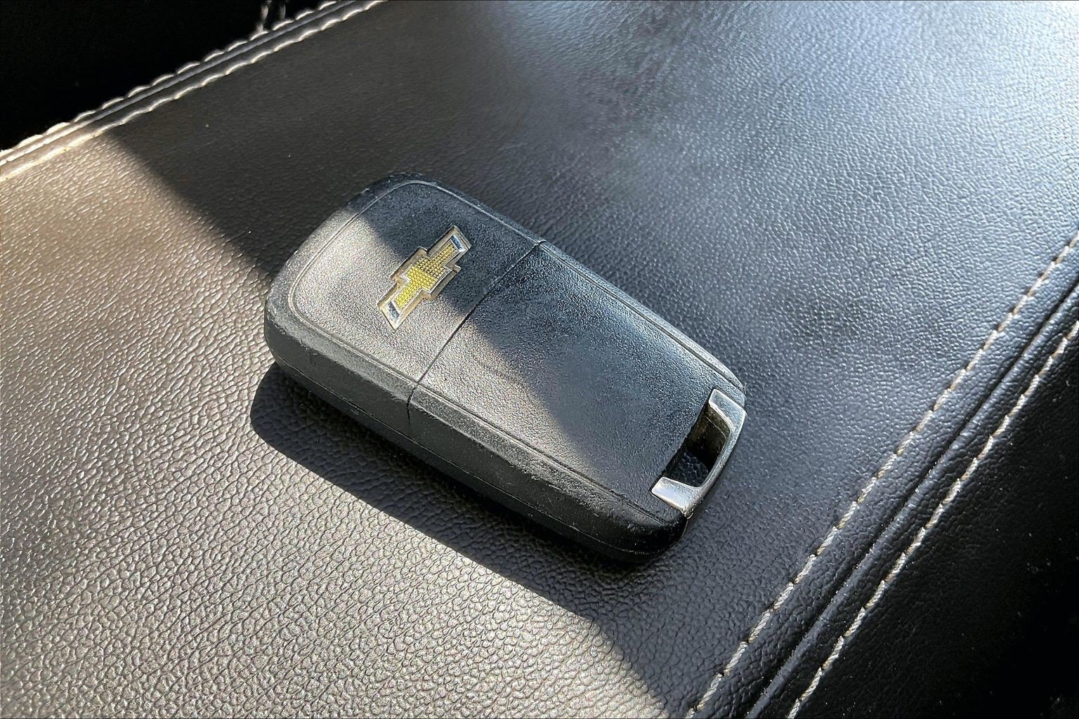 Used 2011 Chevrolet Camaro SS RWD image 14