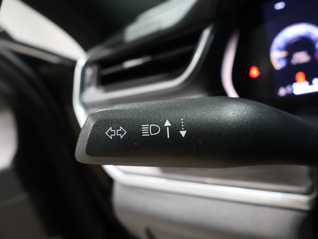 Certified 2022 Jeep Grand Cherokee Overland w/ Luxury Tech Group IV image 37