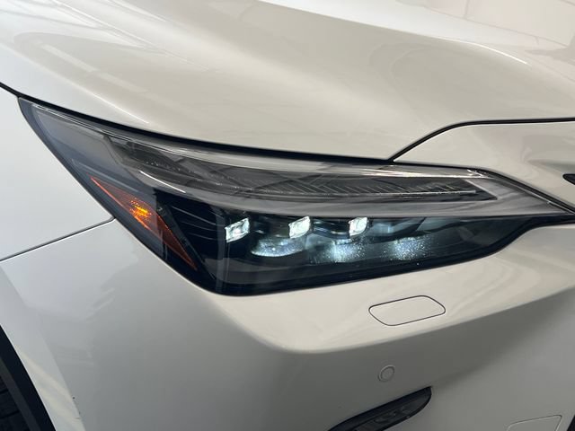 Used 2025 Lexus NX 450h+ AWD w/ Accessory Package (Z2) image 15