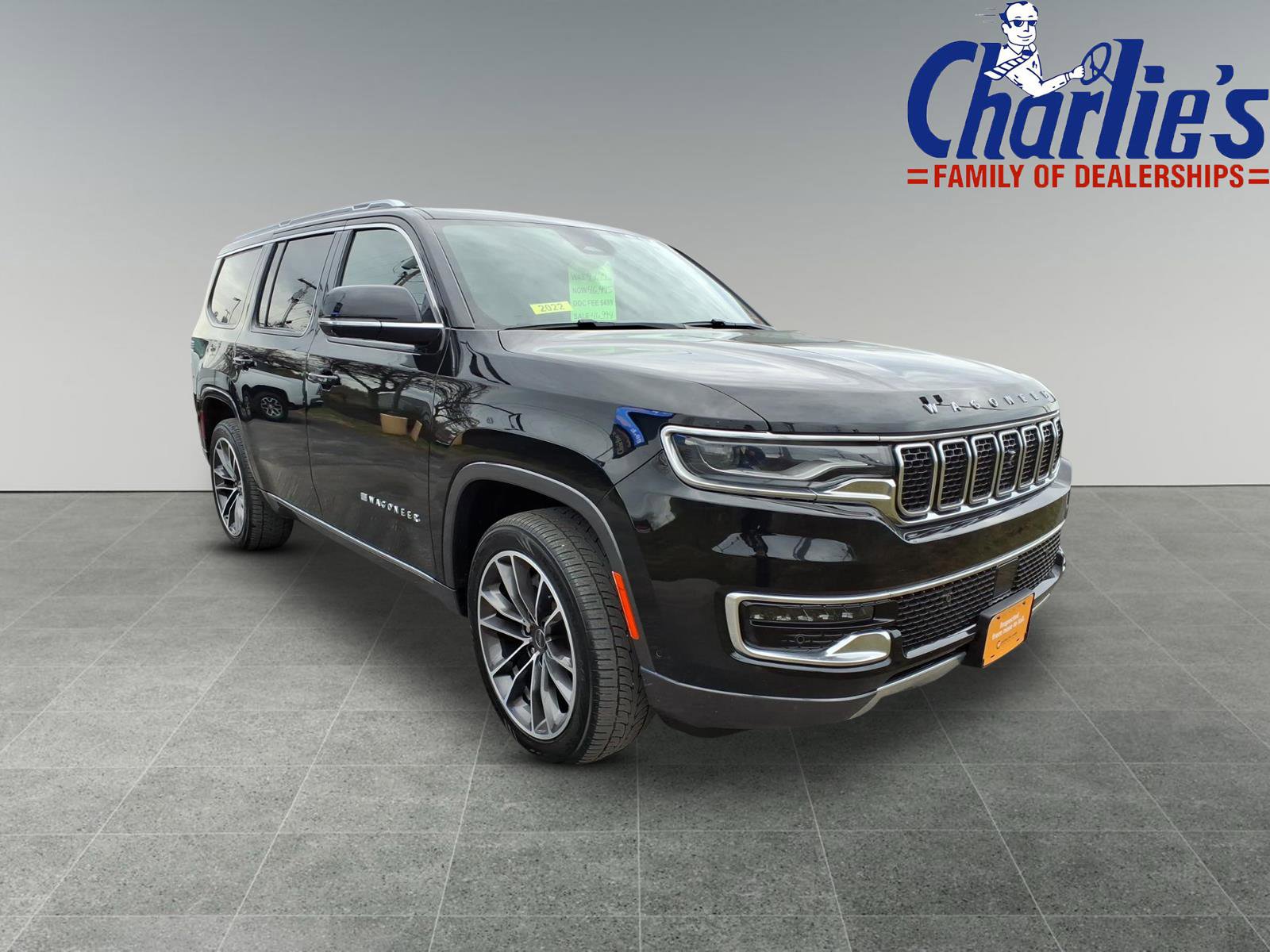 Used 2022 Jeep Wagoneer Series III w/ Premium Group I image 3