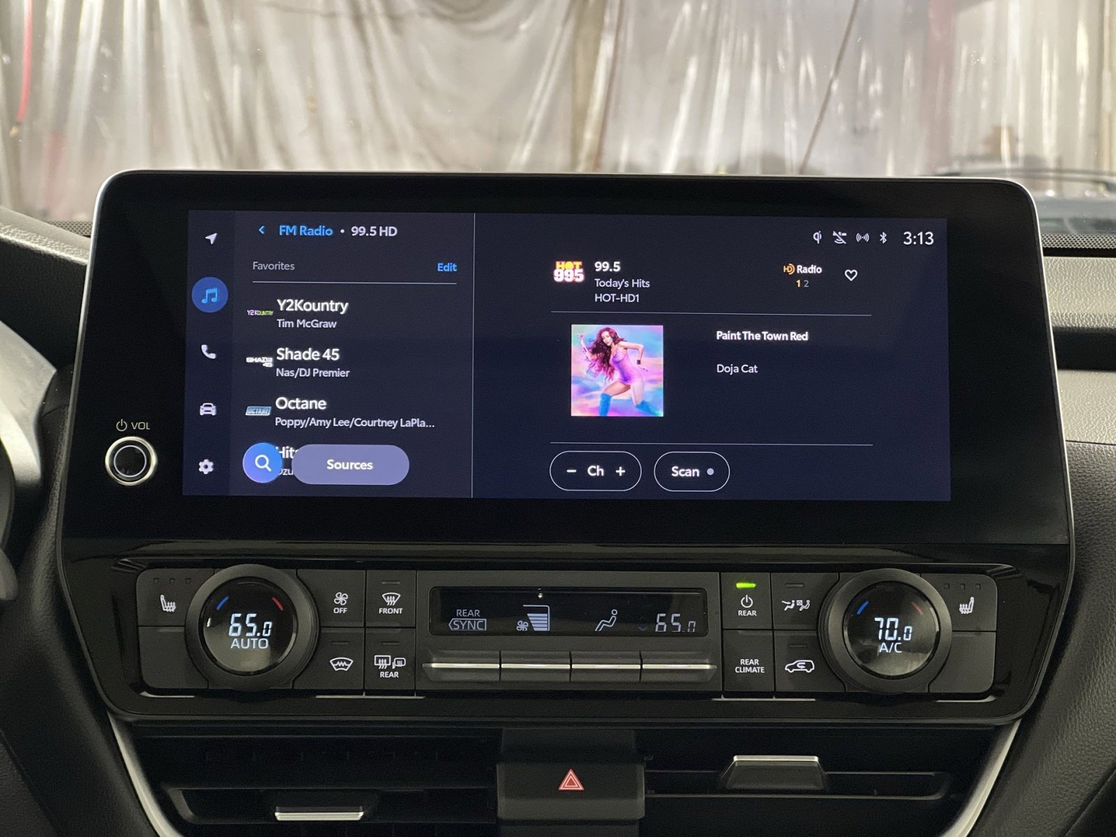 Used 2024 Toyota Grand Highlander XLE image 18