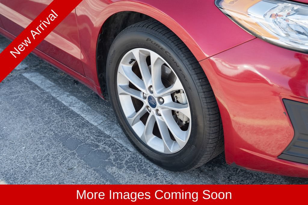 Used 2020 Ford Fusion SE FWD image 8