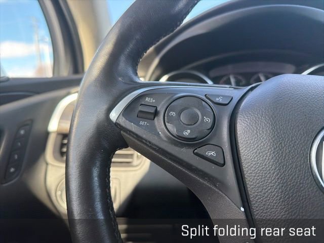 Used 2020 Buick Envision Essence image 38