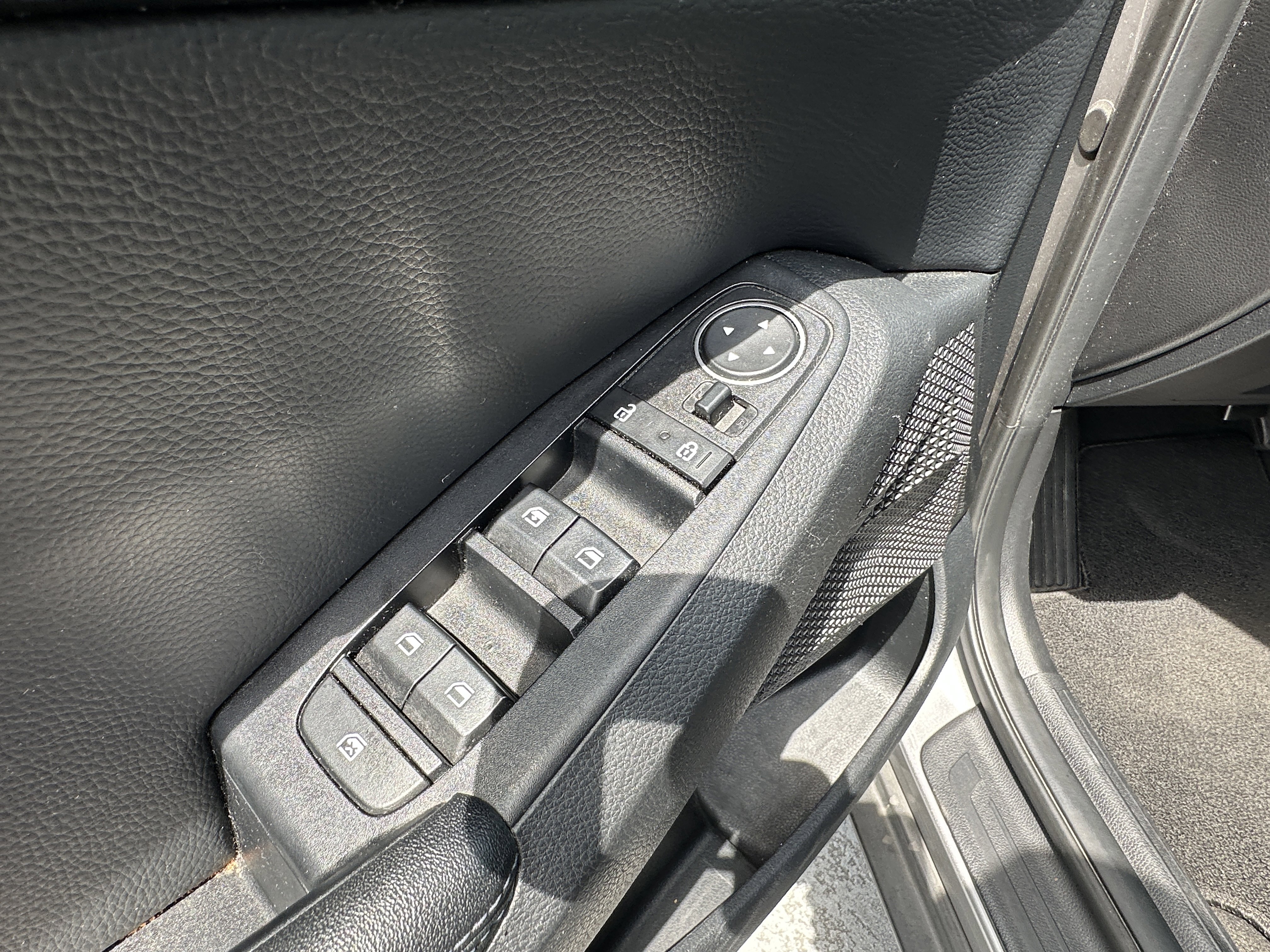 Certified 2021 Kia Seltos S image 23