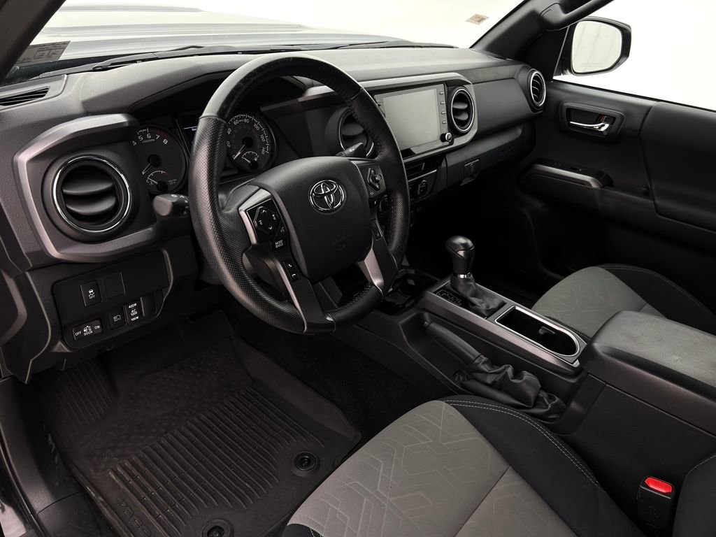 Used 2023 Toyota Tacoma TRD Sport image 12