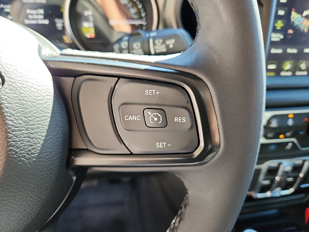 Used 2023 Jeep Wrangler Unlimited w/ Cold Weather Group AWD/4WD image 22