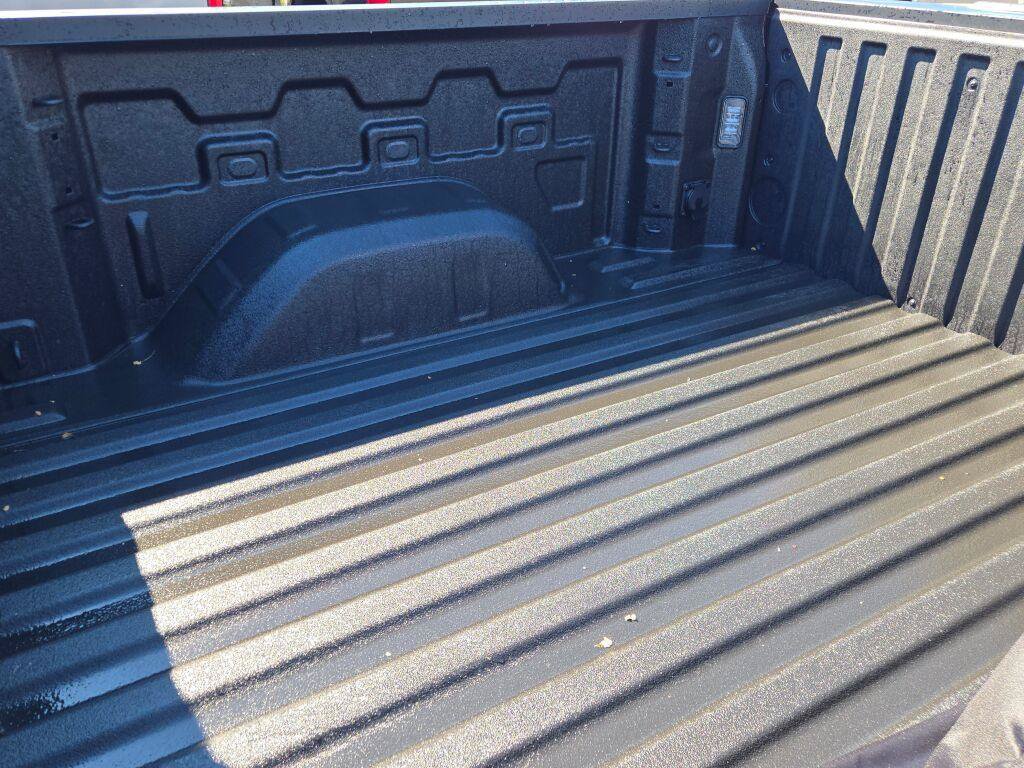 New 2026 Chevrolet Silverado 1500 RST w/ RST Select Package AWD/4WD image 14