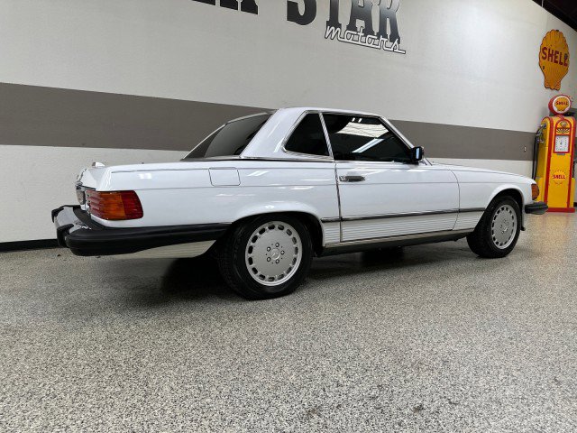 Used 1988 Mercedes-Benz 560 SL image 34