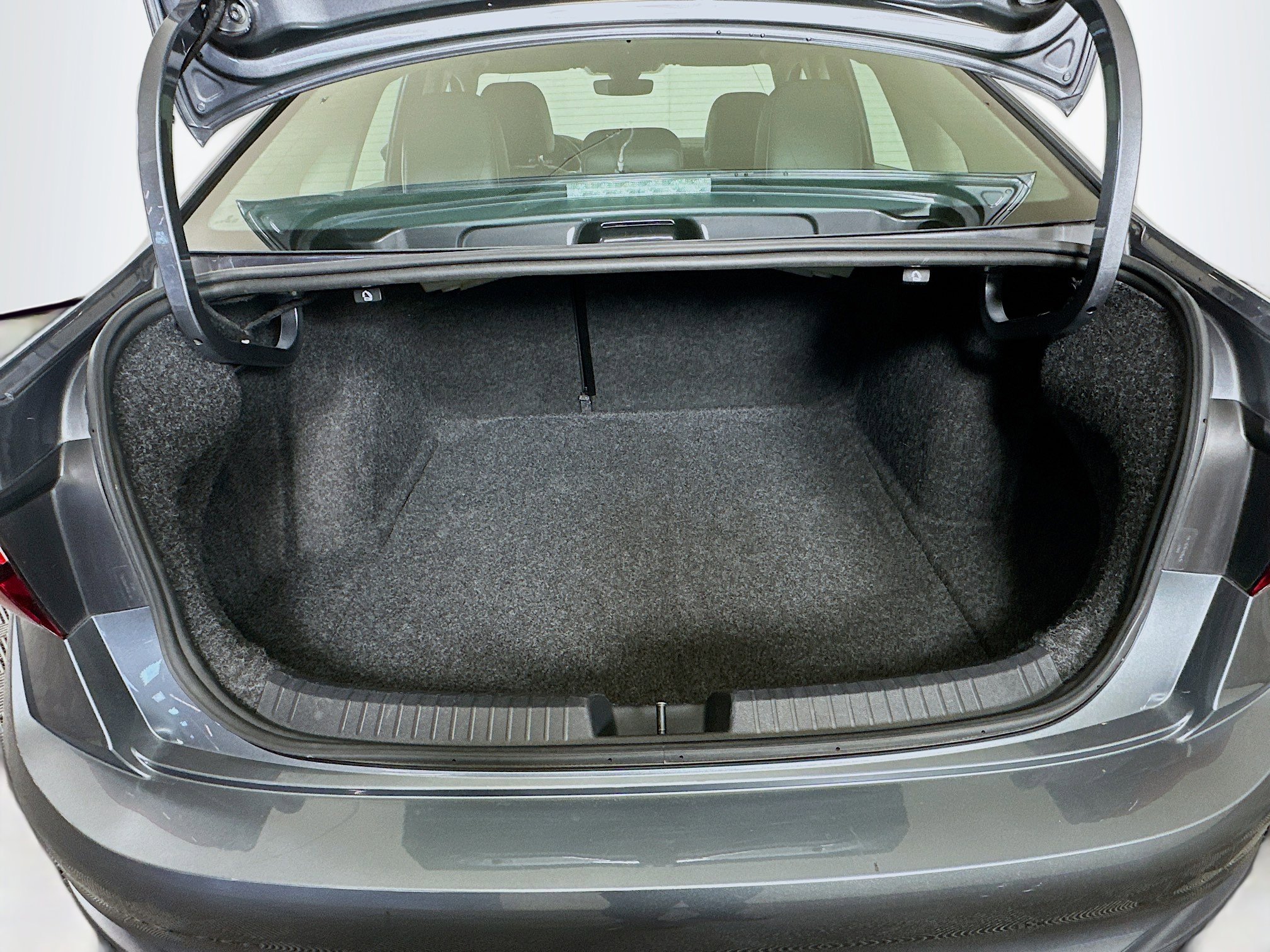 Used 2024 Volkswagen Jetta SE image 27