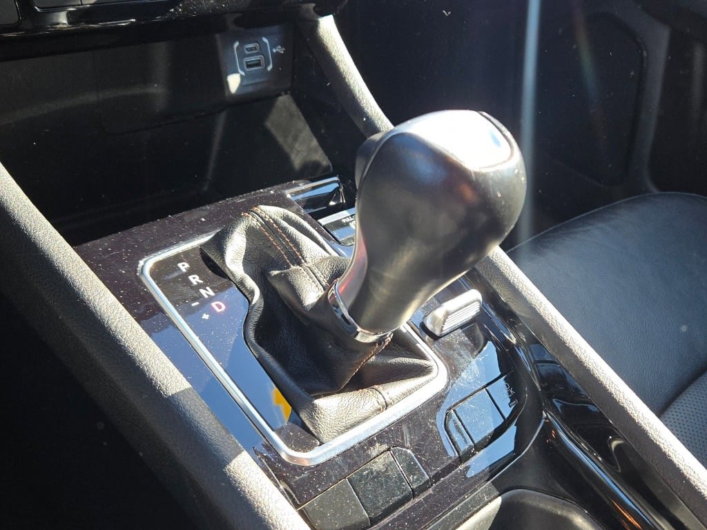 Used 2022 Jeep Compass Limited image 24