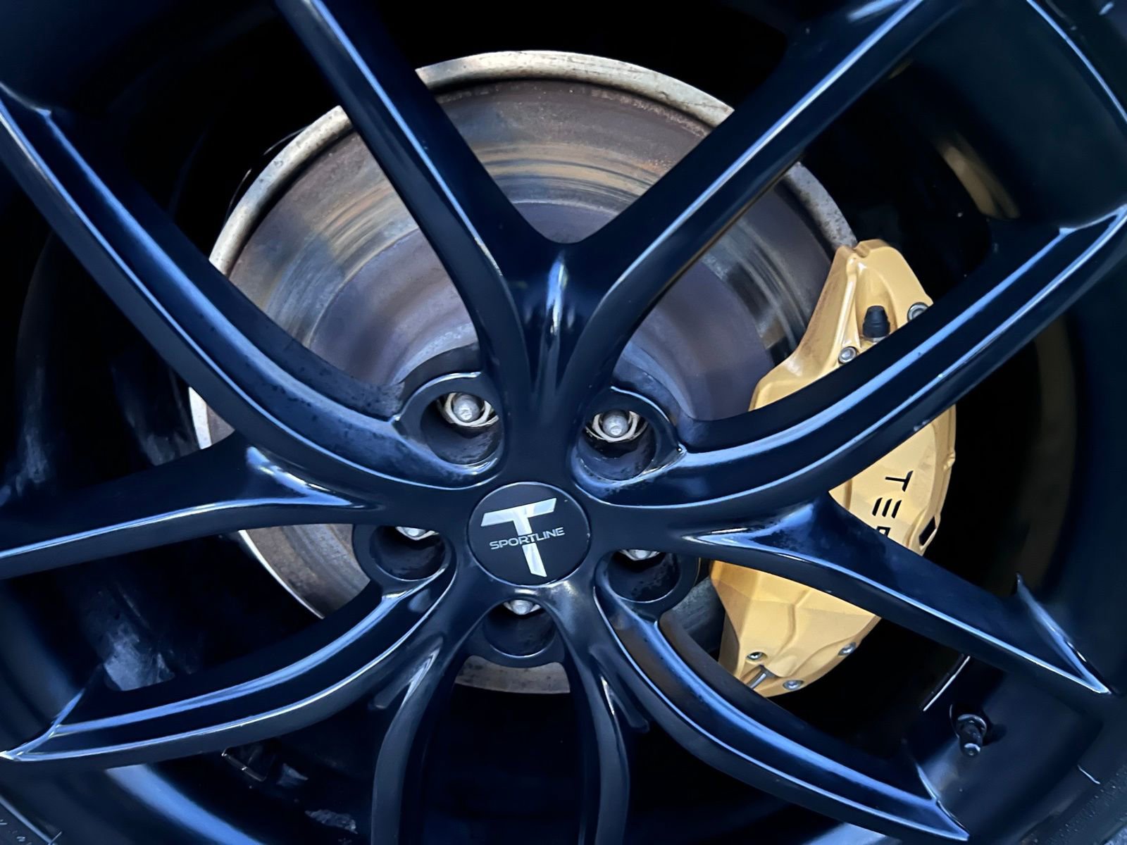 Used 2021 Tesla Model S Plaid image 43