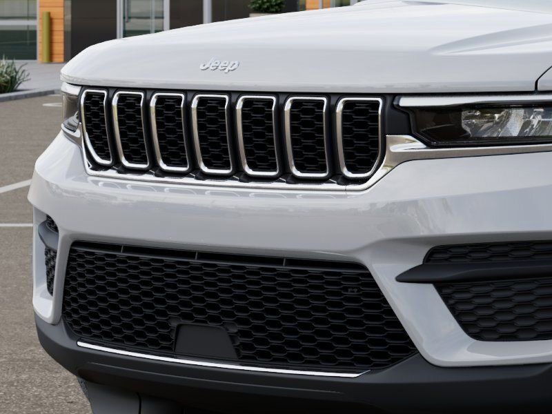 New 2026 Jeep Grand Cherokee Laredo X AWD/4WD image 12