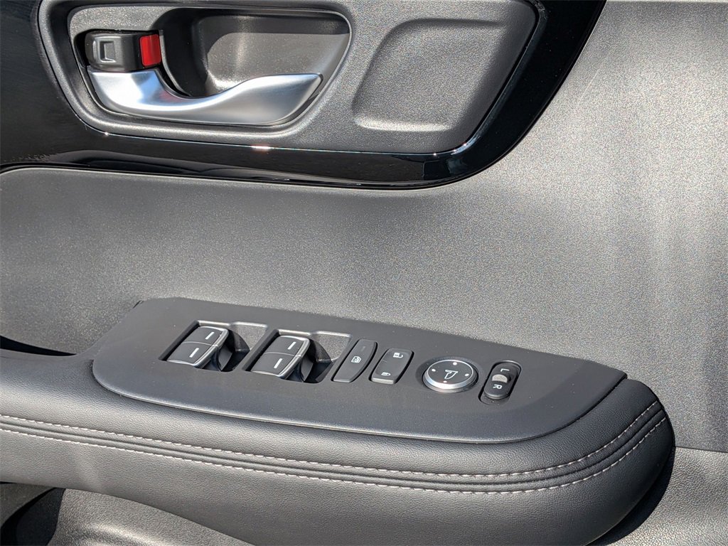 Certified 2025 Acura ADX AWD image 17