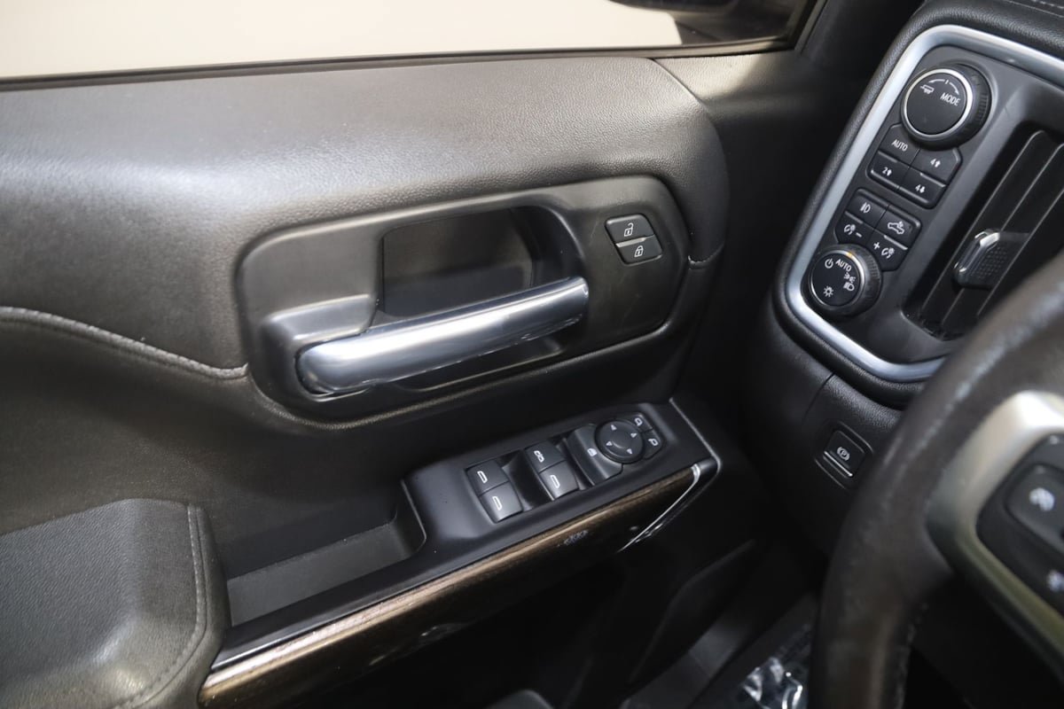 Used 2021 Chevrolet Silverado 1500 LT Trail Boss AWD/4WD image 25