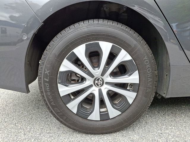 Used 2019 Toyota Prius XLE w/ Advanced Technology Package AWD/4WD image 10