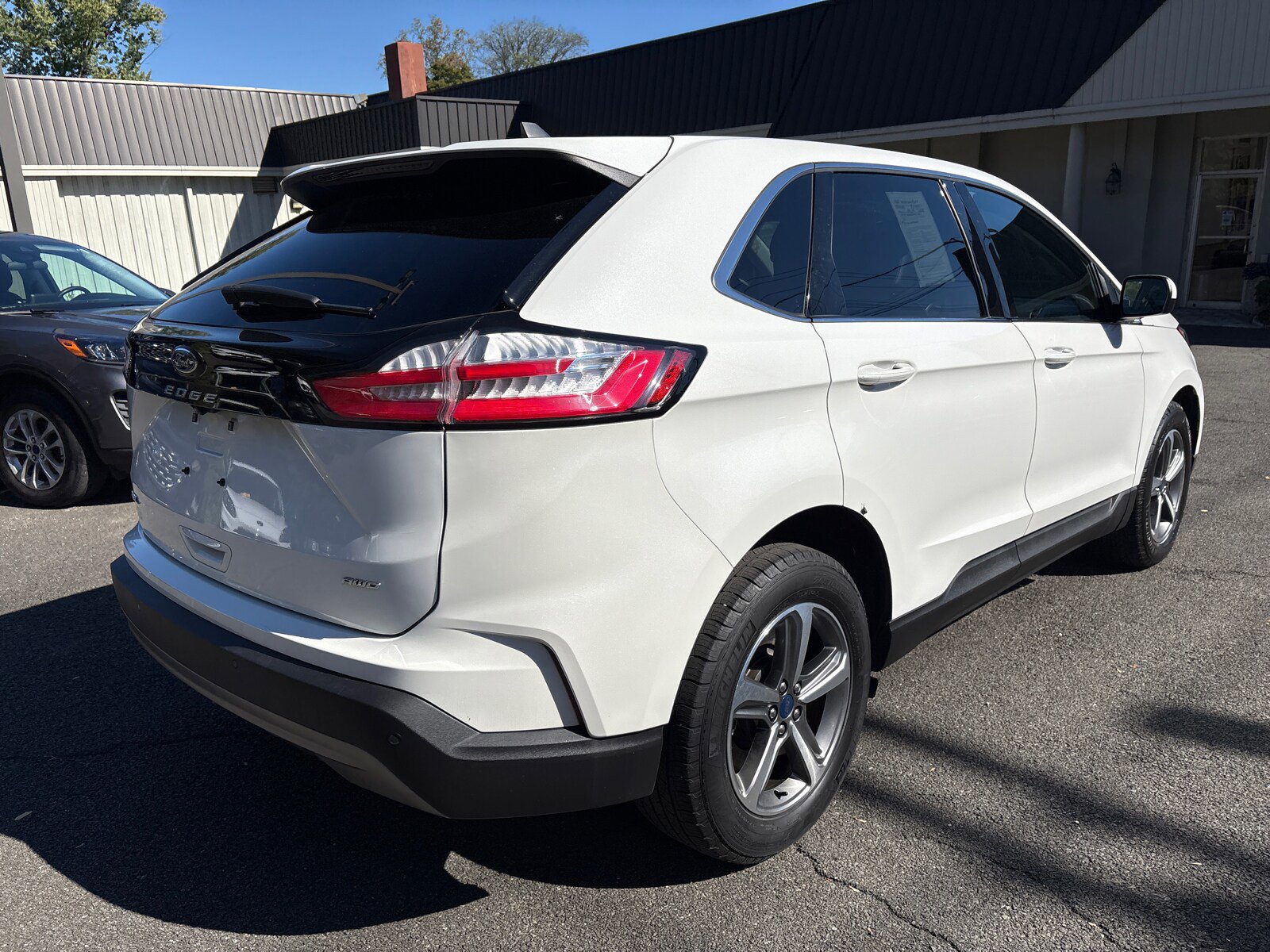 Used 2022 Ford Edge SEL w/ Convenience Package image 8