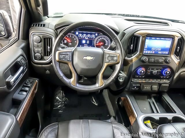 Used 2021 Chevrolet Silverado 1500 High Country w/ Technology Package AWD/4WD image 3