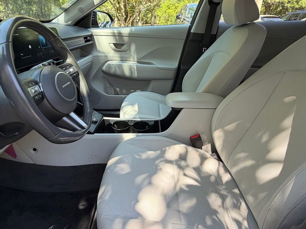 Used 2024 Hyundai Kona SEL w/ Convenience Package FWD image 21