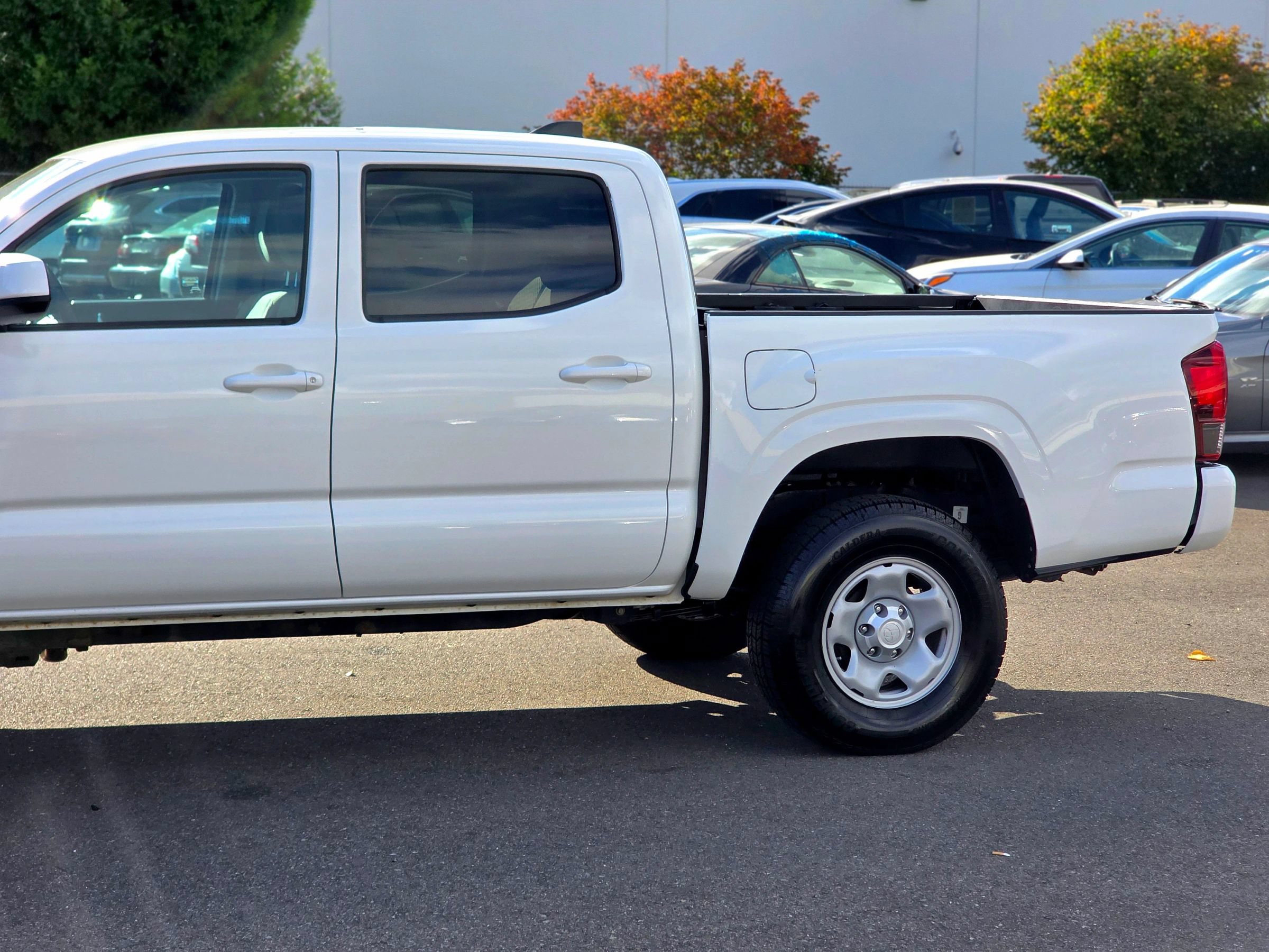 Used 2023 Toyota Tacoma SR AWD/4WD image 6