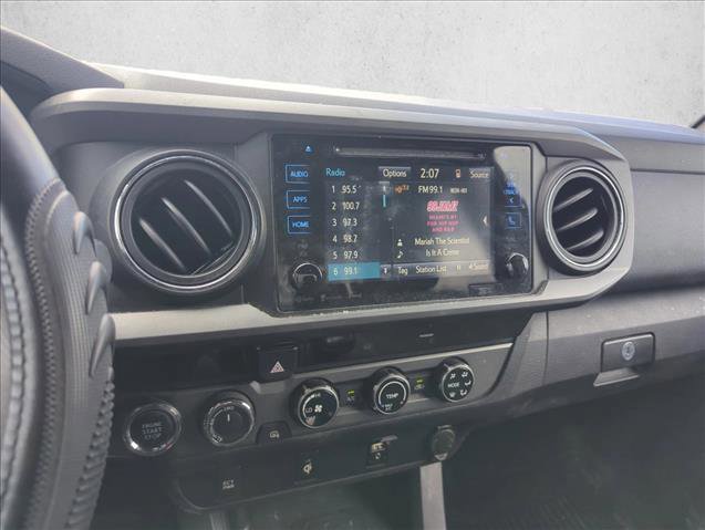 Used 2017 Toyota Tacoma TRD Sport w/ Tow Package (A/T) image 9