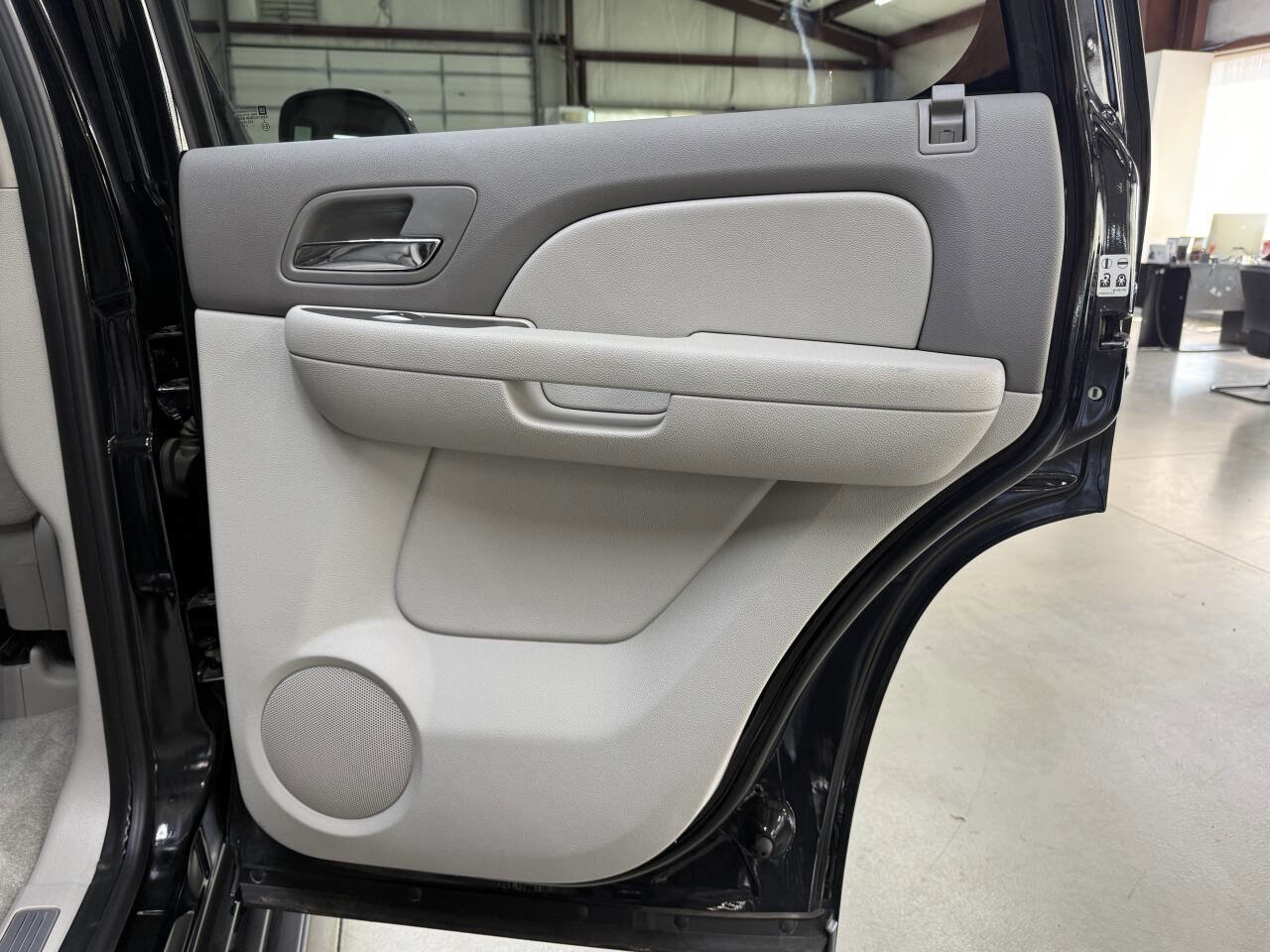 Used 2007 Chevrolet Tahoe LS RWD image 14